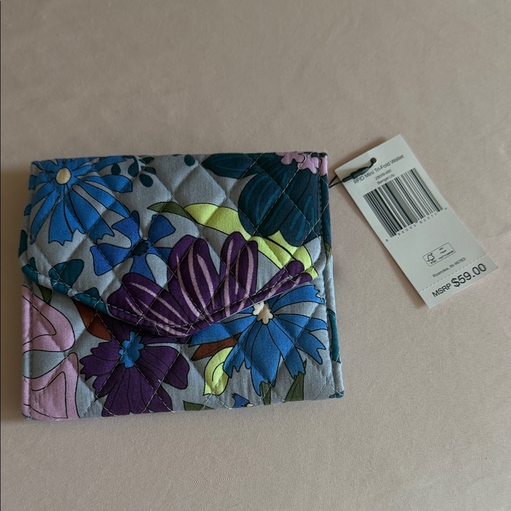 Vera Bradley Bengal lily print Wallet